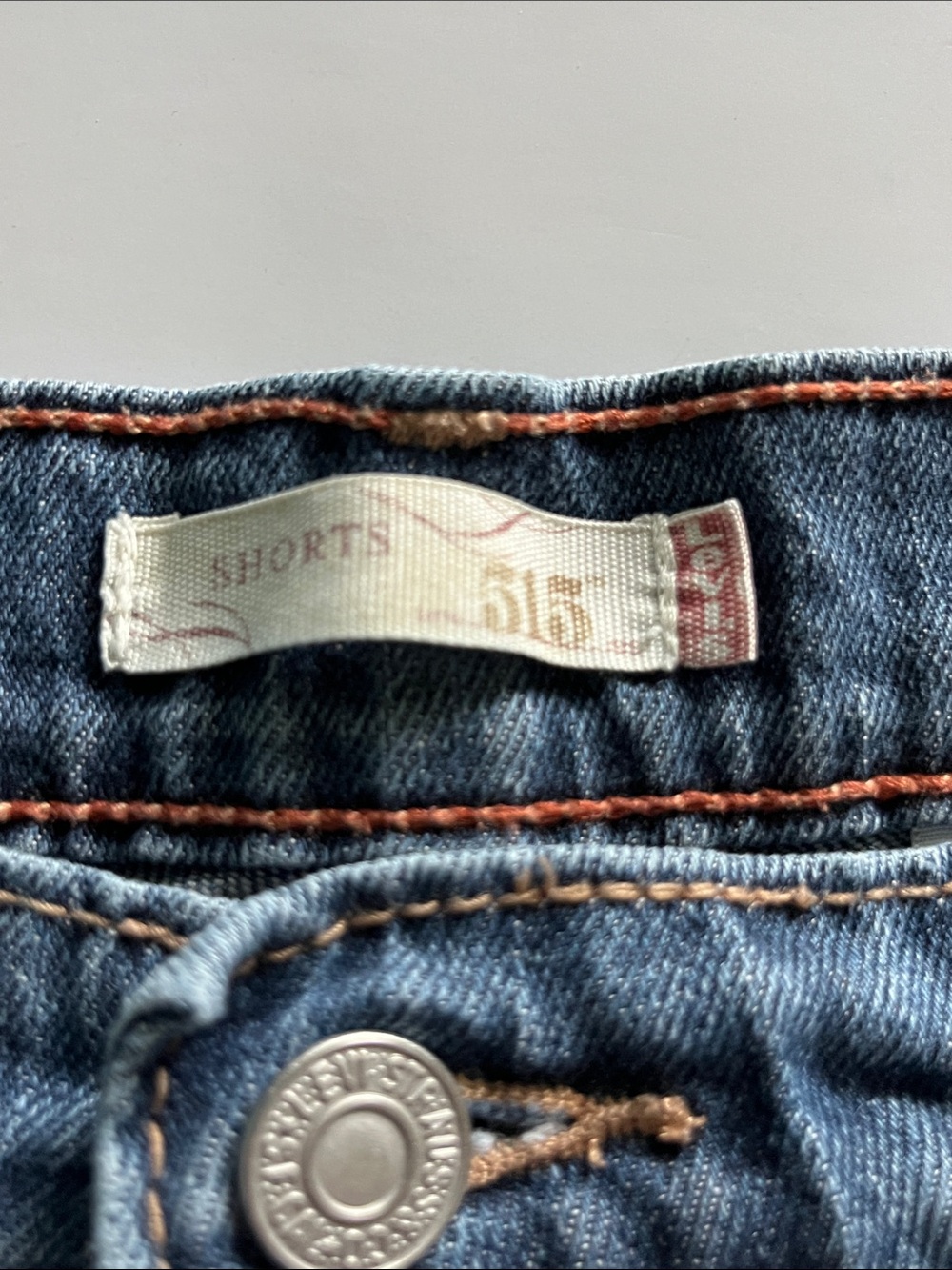Levi’s 515 Shorts Mid Rise Size 8 - Picture 8 of 16